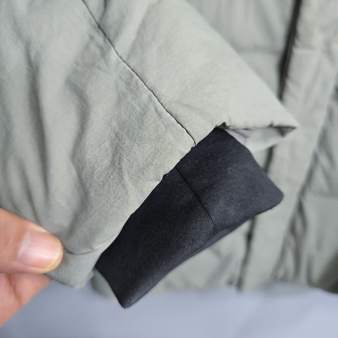 휠라(FILA) 스노우타임 다운 패딩 2XL 상품이미지6