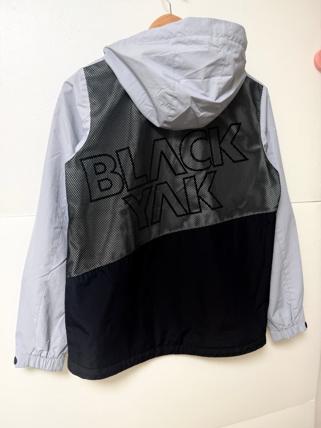 BLACKYAK 경량 바람막이 집업 자켓 메쉬 배색 95 상품이미지5