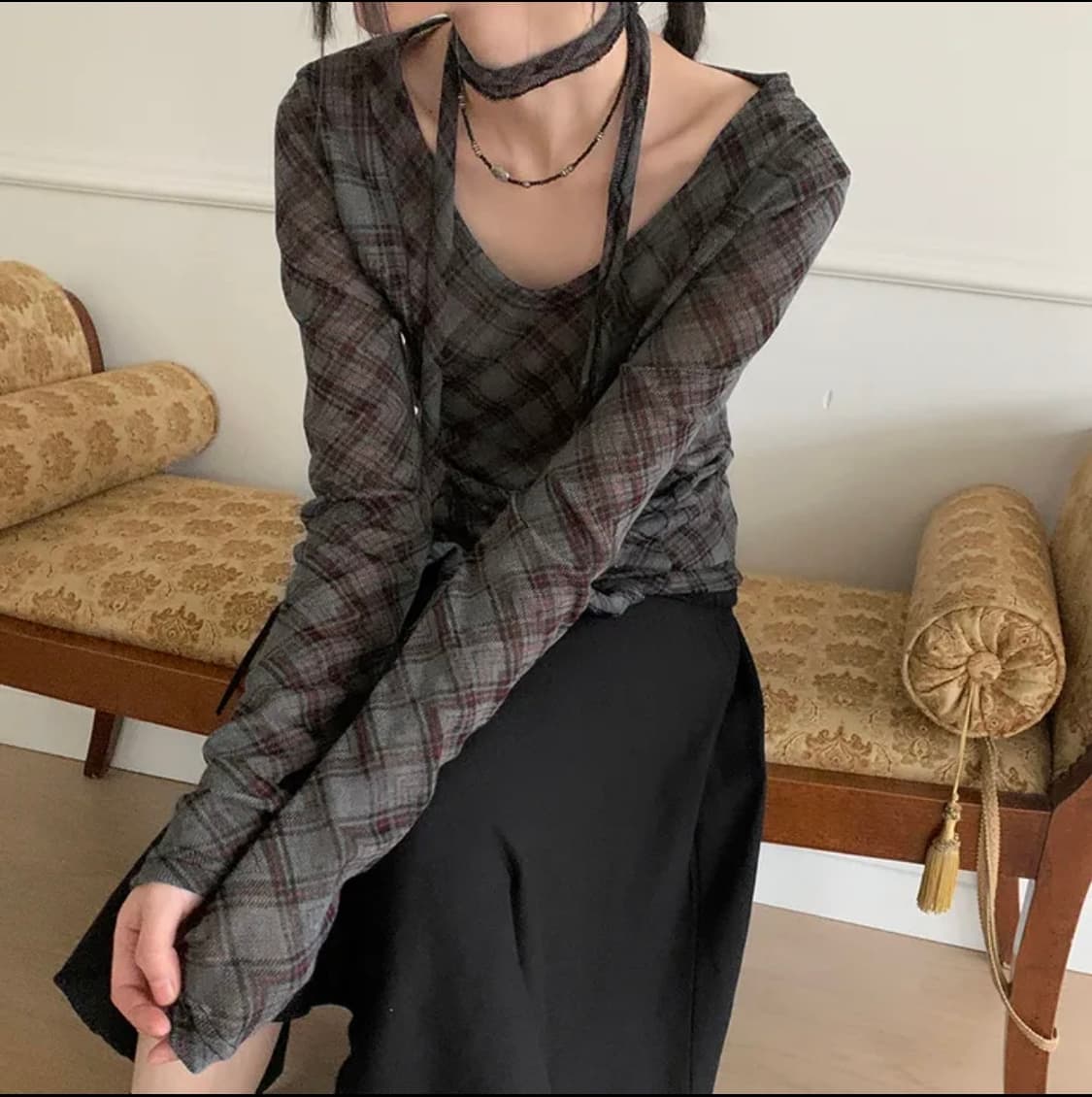 [스카프set] 펠드 체크 시스루 셔링 긴팔 티셔츠 상품이미지2