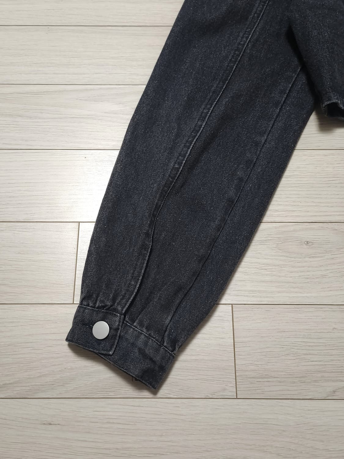 NANING9 난닝구 백화점구매 흑청 데님 자켓 상품이미지3