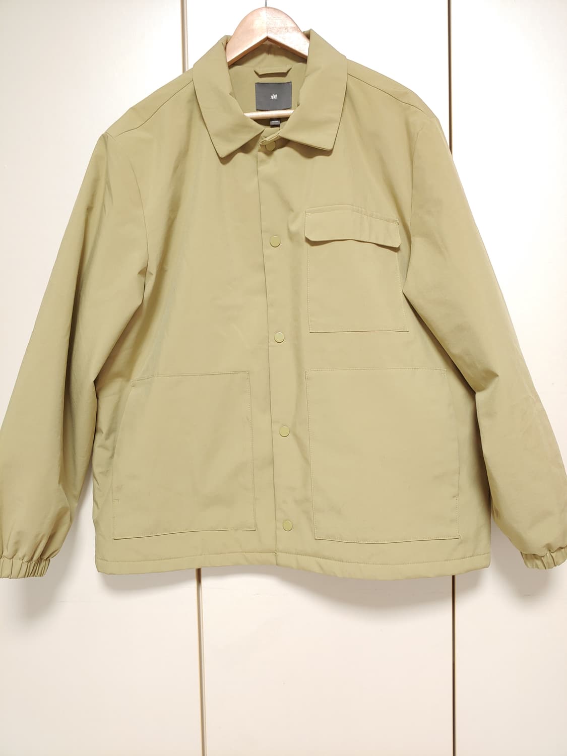 남성 H&M 25년 패딩 셔츠형 점퍼자켓  상품이미지1