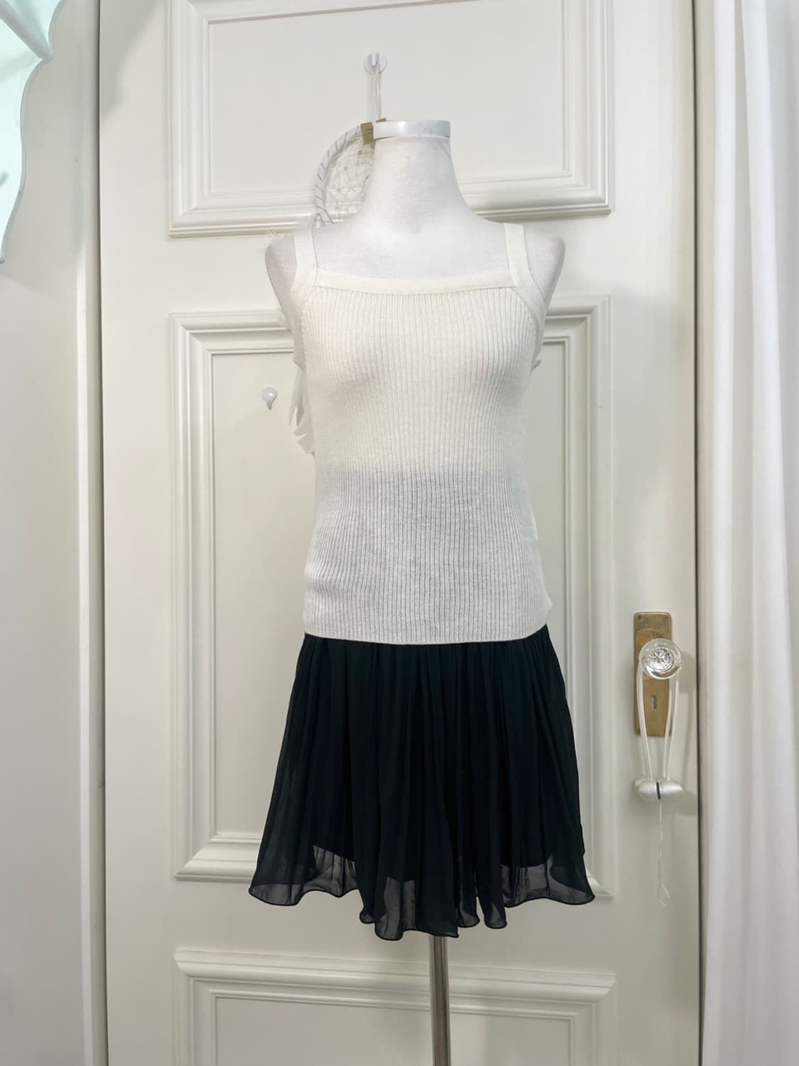 black gold point pleats midi skirt 상품이미지8