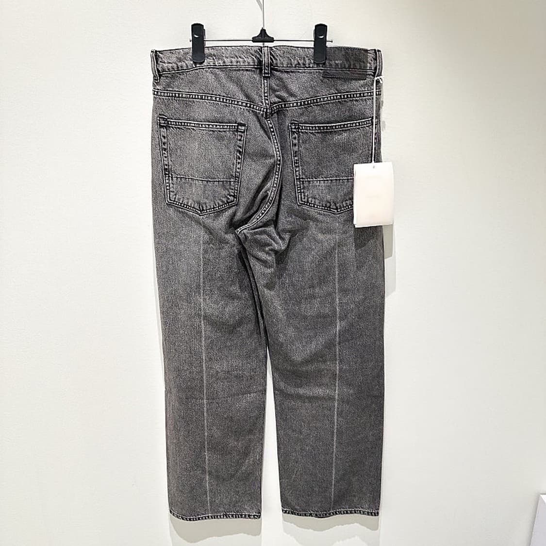 (정품/새상품) 아워레가시 남성 블랙 그레이 익스텐디드 써드컷 데님 팬츠 상품이미지3