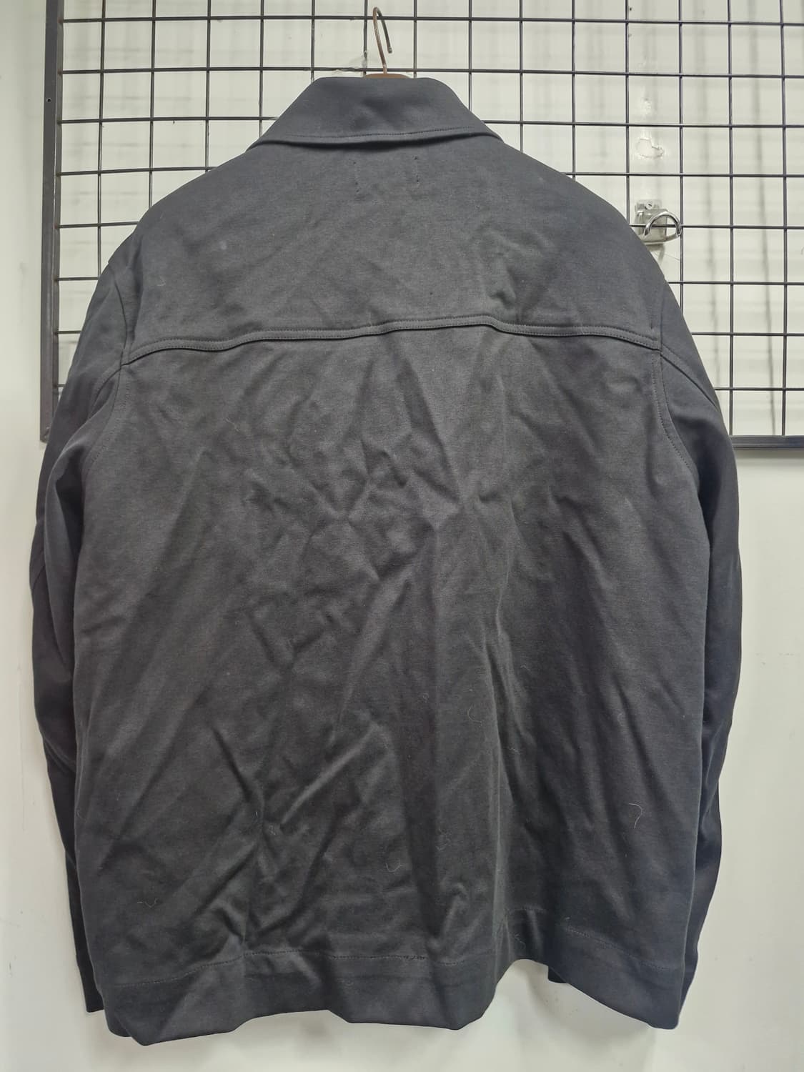 105XL COS 코스 미니멀 워크웨어 자켓 검정. 상품이미지6