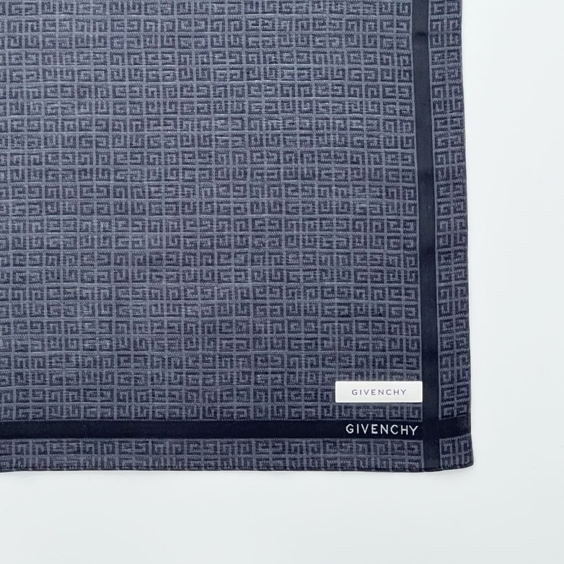 (새상품) givenchy / 지방시 쁘띠스카프 손수건 상품이미지3
