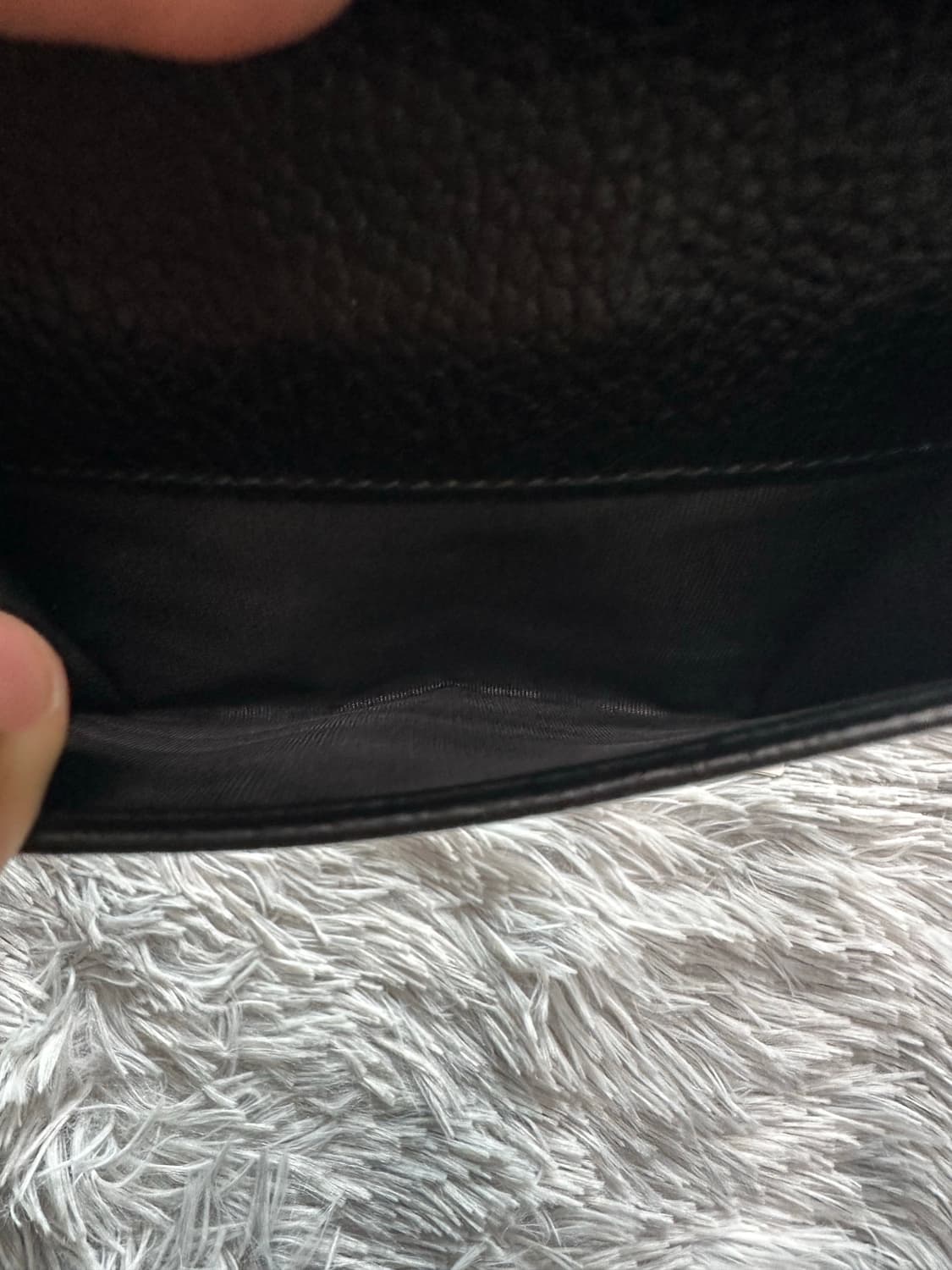 (정품) 구찌 인터로킹 플랩 지갑 상품이미지3