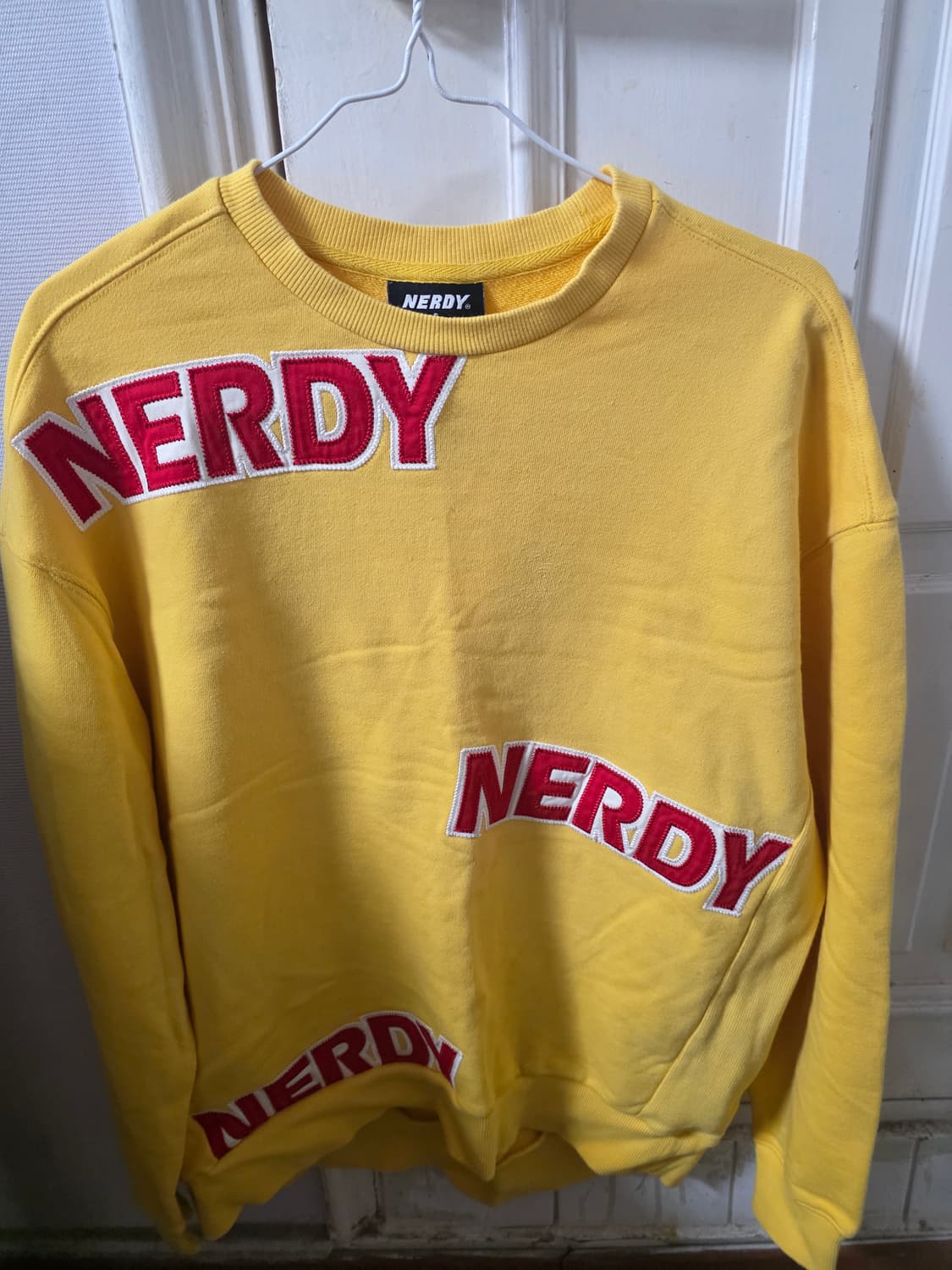 NERDY 자수 맨투맨 (S) 상품이미지1