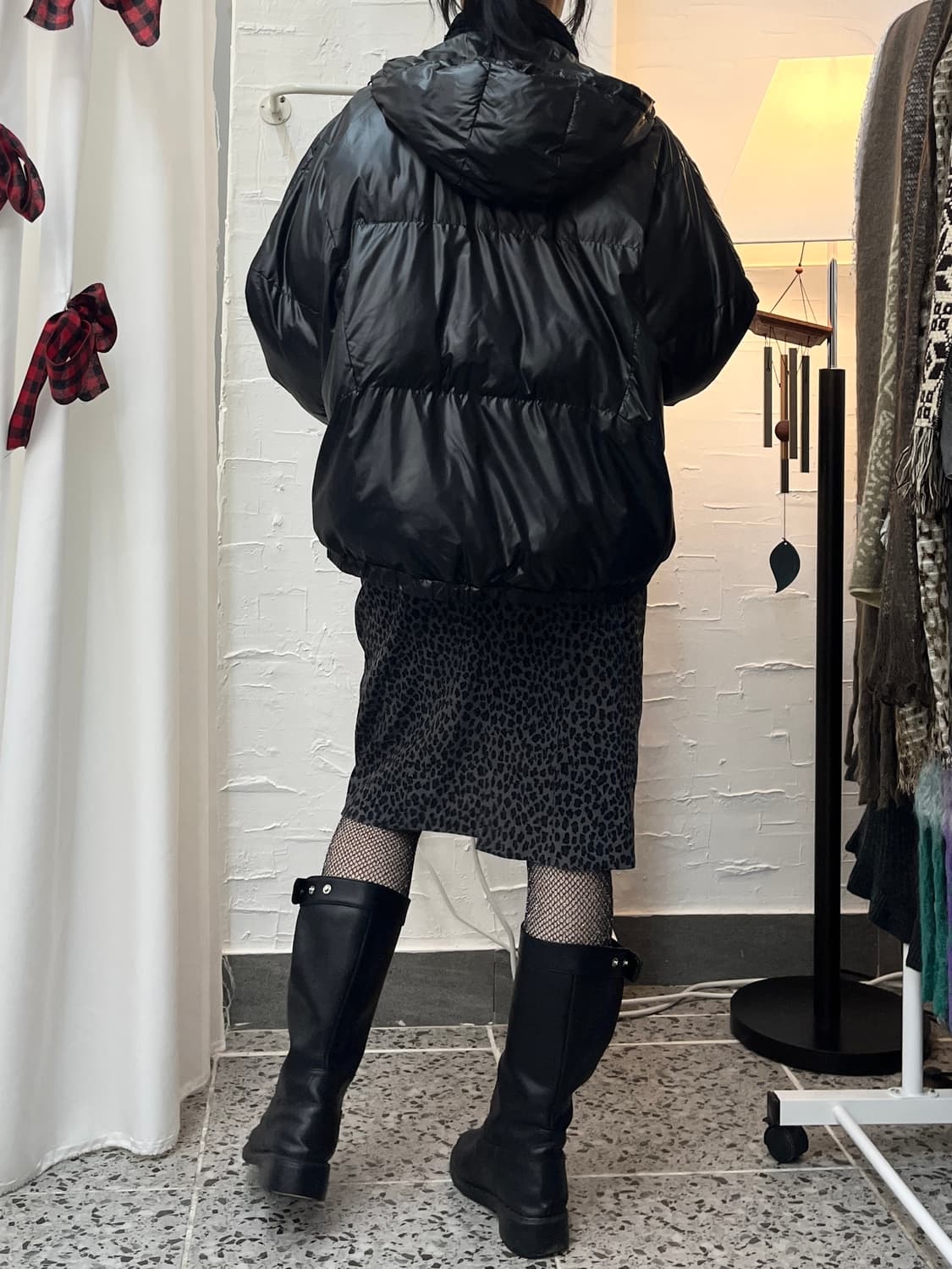 glossy black puffer jacket 상품이미지4