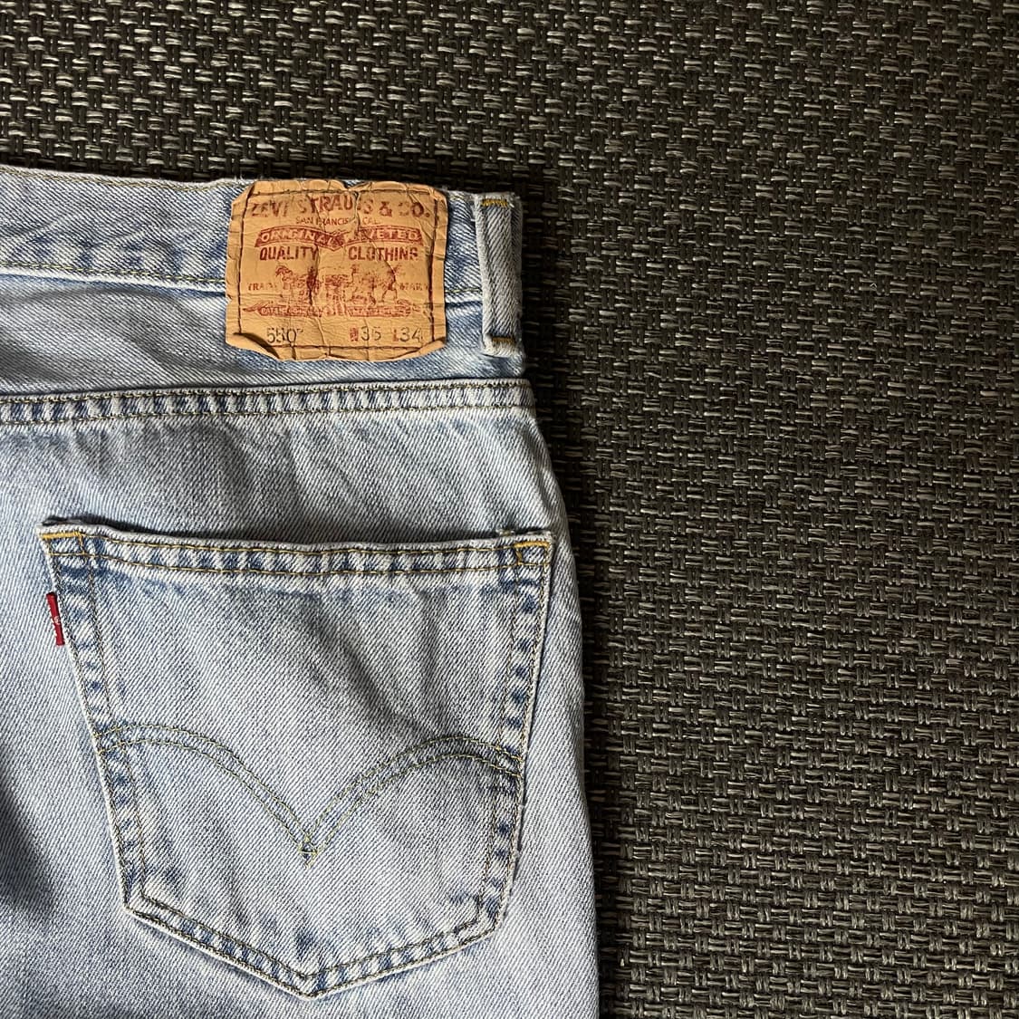 (35) 리바이스 550 35X34 릴렉스드핏 연청 데님 팬츠 상품이미지4
