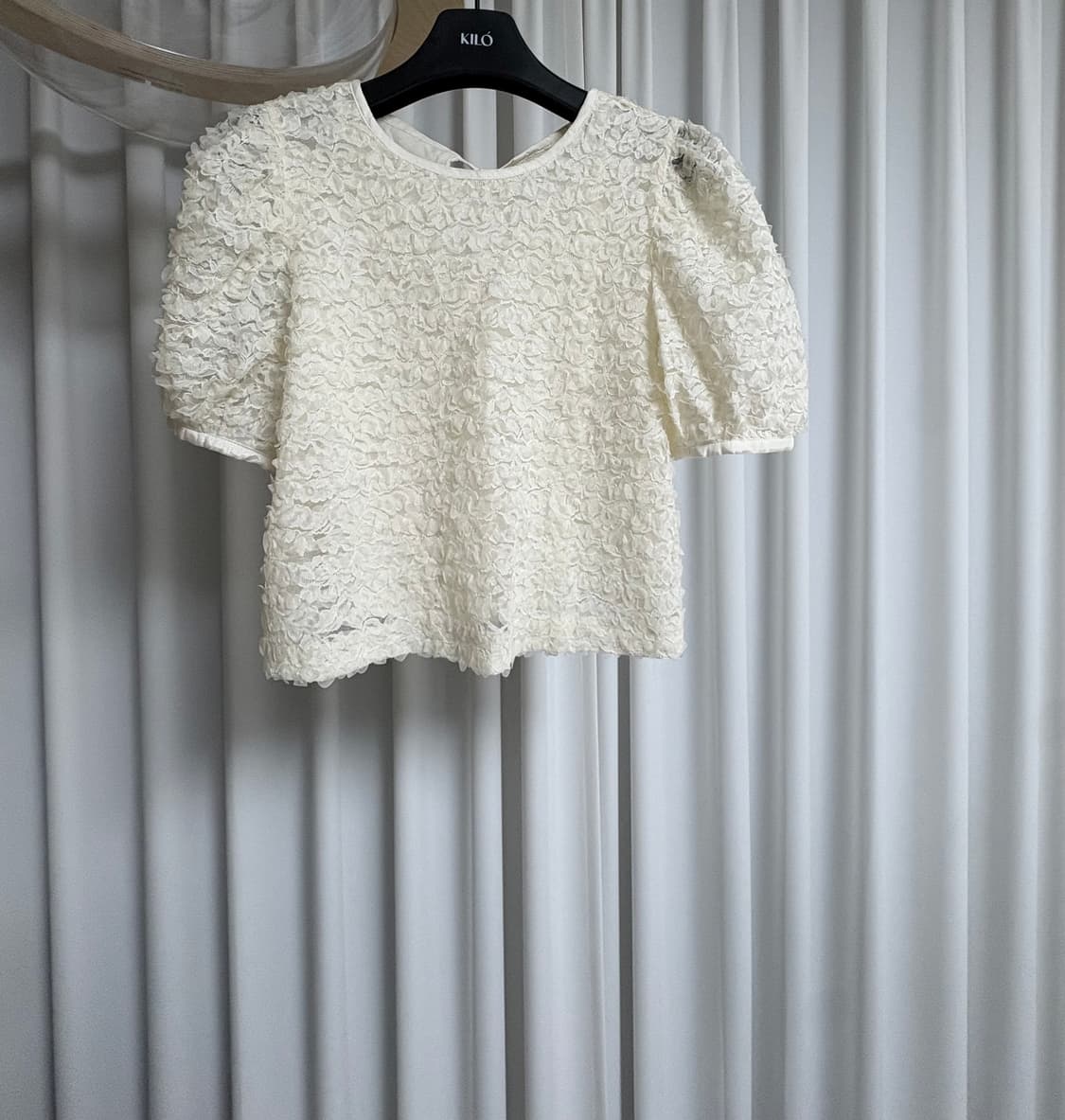 오엘 레이스 퍼프 블라우스 - 아이보리 상품이미지1