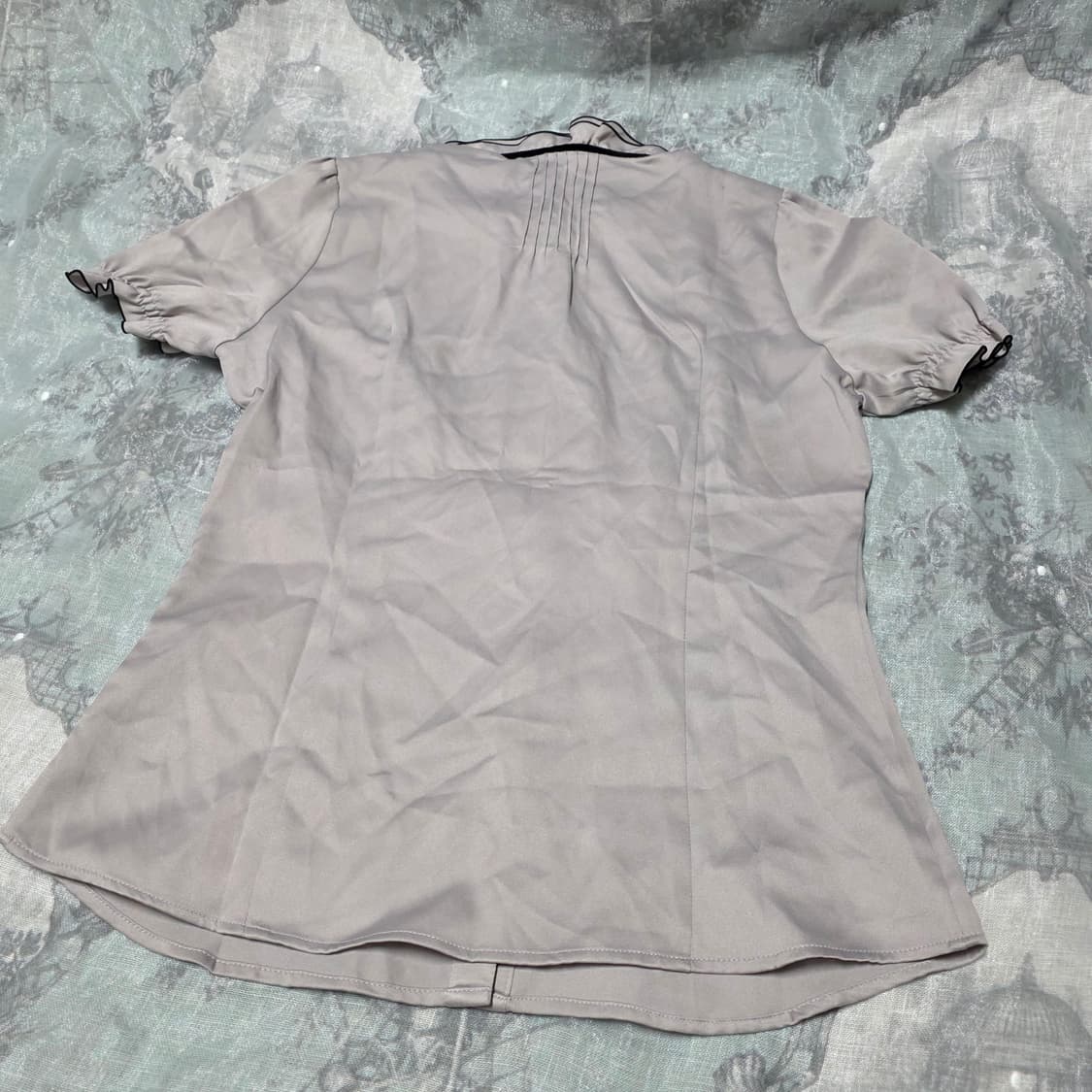 긱시크 프릴 반팔 리본 고딕 공겜여주 블라우스
갸루일브히메갸루 상품이미지6