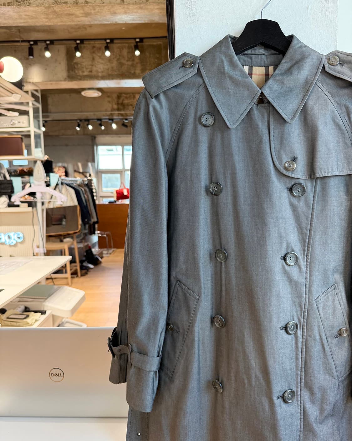 버버리 그레이 더블 트렌치 코트  상품이미지4