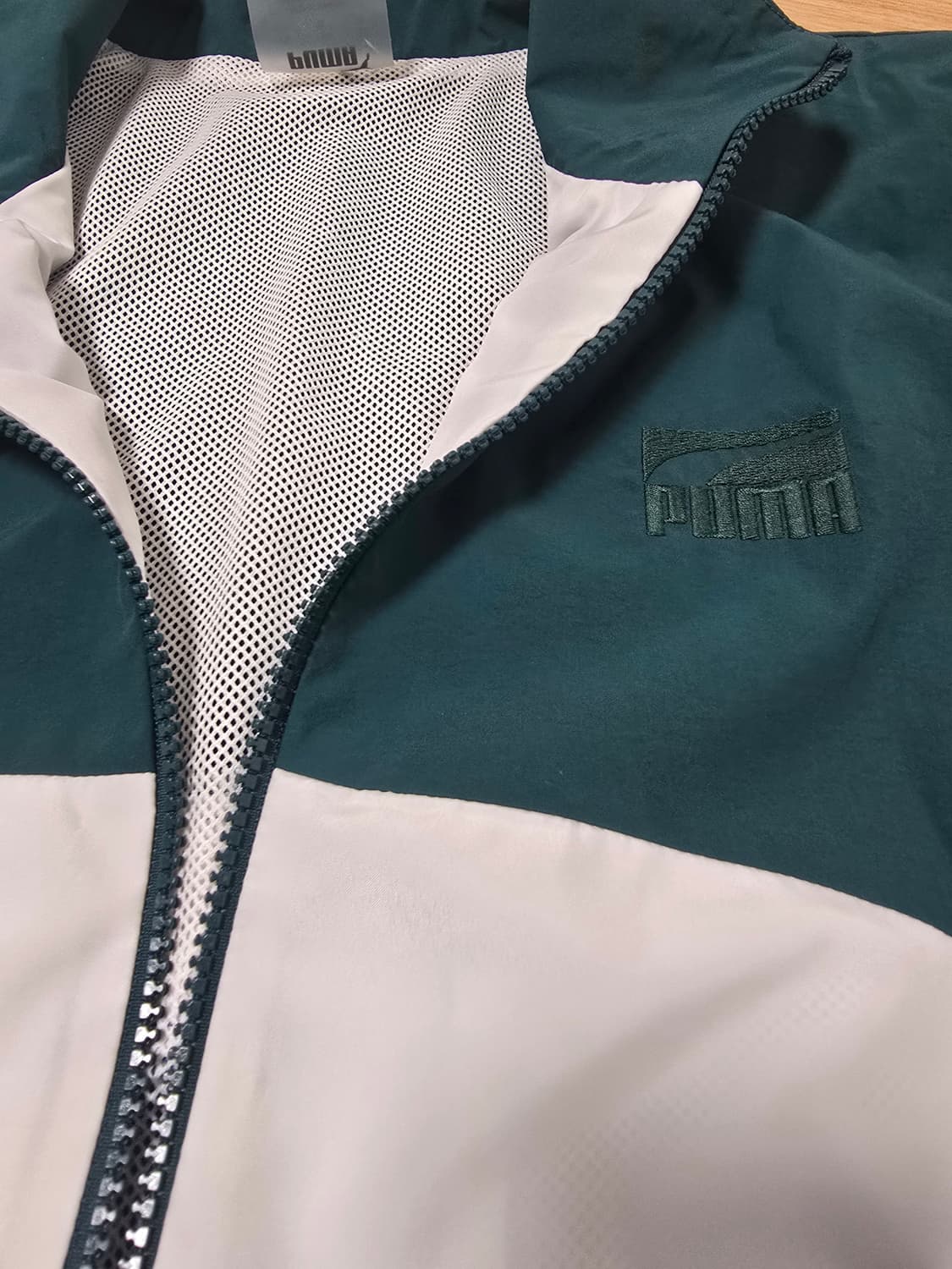 푸마 바람막이 점퍼 상품이미지2