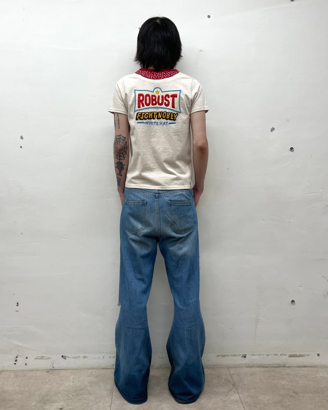 Star Red Scarf Spangled Ivory T-shirt  상품이미지7