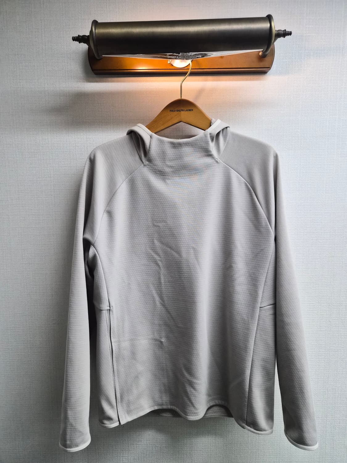 L) 룰루레몬 그리드라이너 플리스 후드 팝니다 상품이미지1