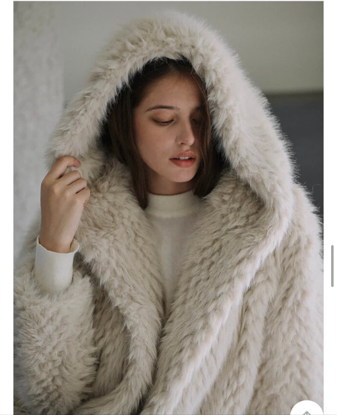 [플리즈착용]드헤베 오버핏 후드 퍼 자켓 베이지 FREE 상품이미지1