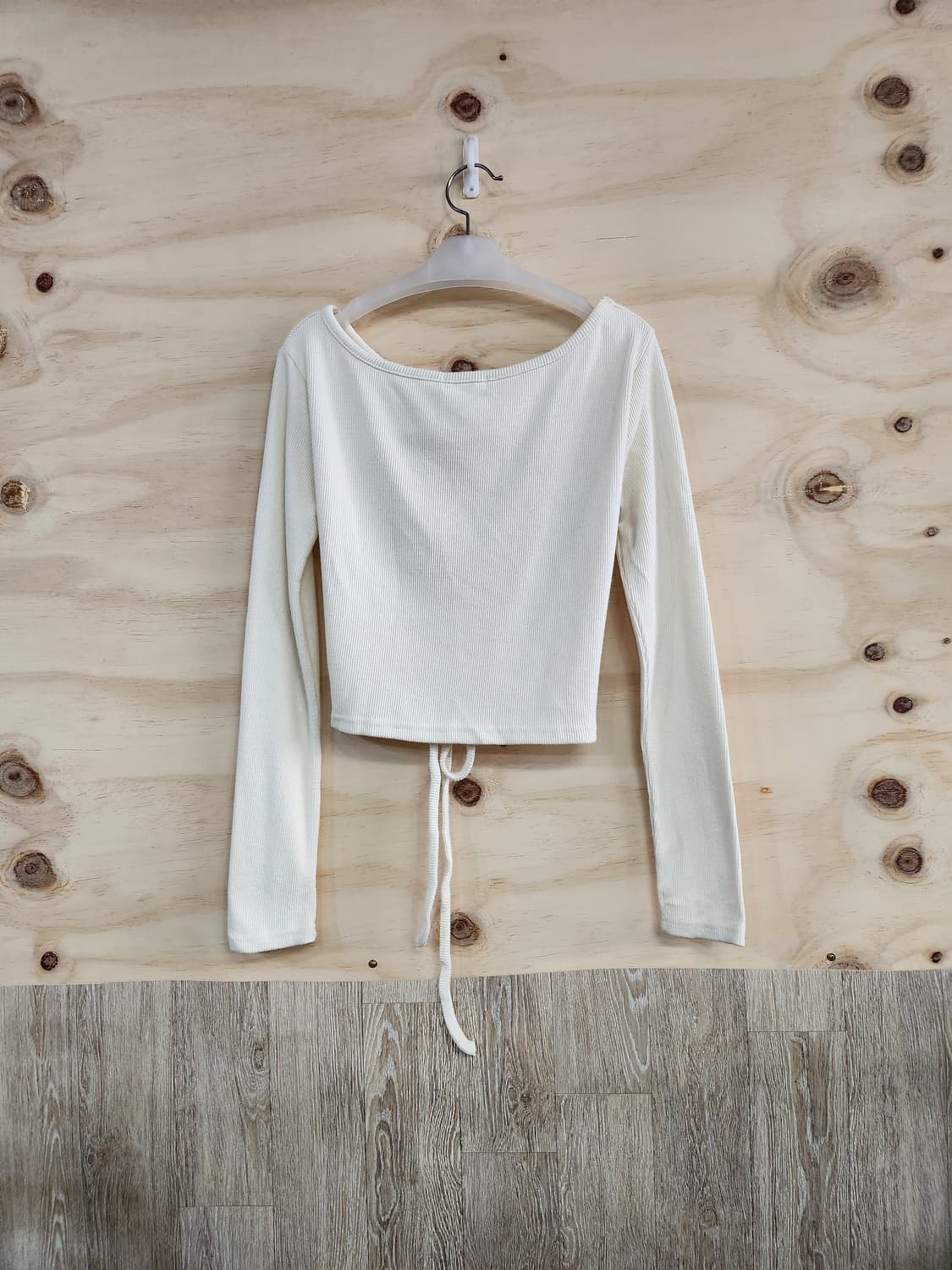 575) 여성 끈 크롭 긴팔티 상품이미지1