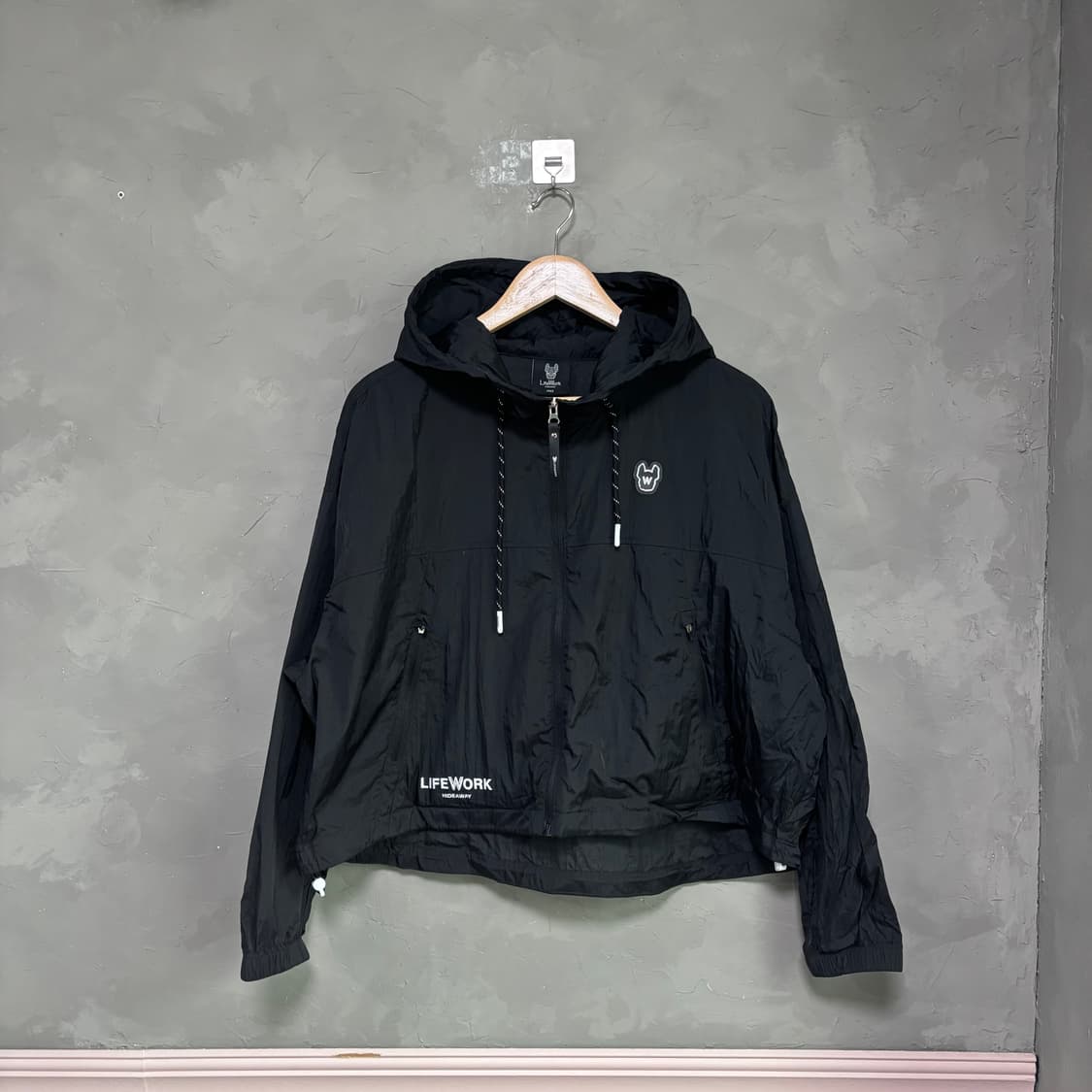 라이프워크 나일론 바람막이 상품이미지1