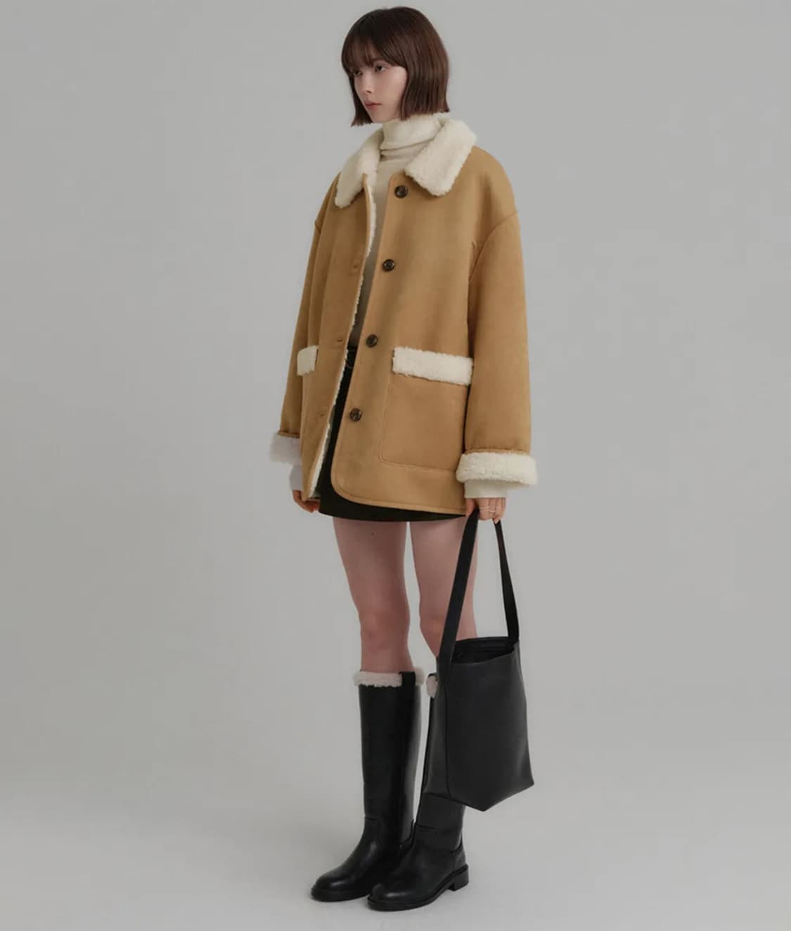 룩캐스트 콘스 스웨이드 무스탕 코트 베이지 리버시블 무스탕 상품이미지1