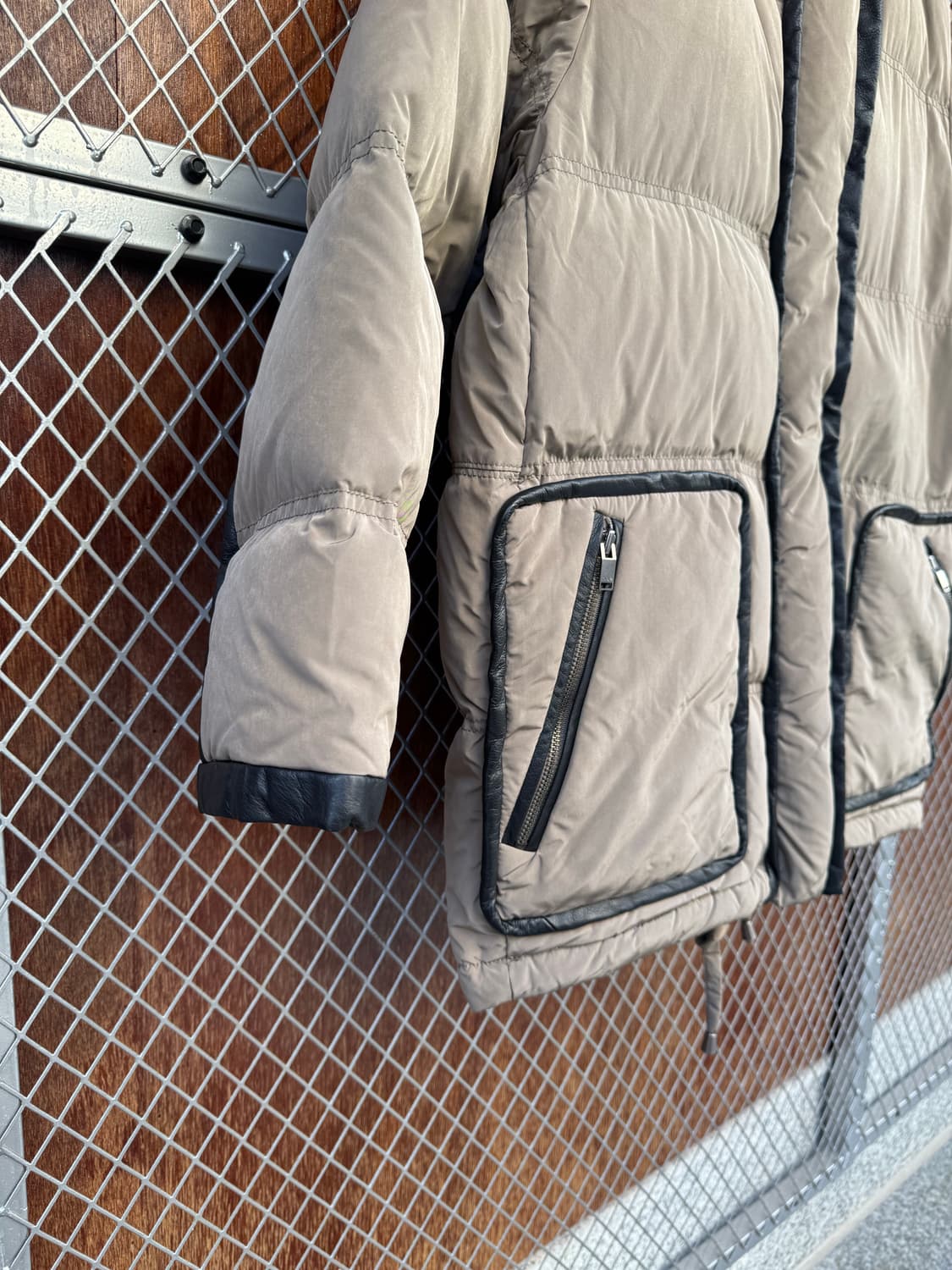 마쥬 maje 후드 덕다운 소가죽 배색 푸퍼 패딩 M 상품이미지3