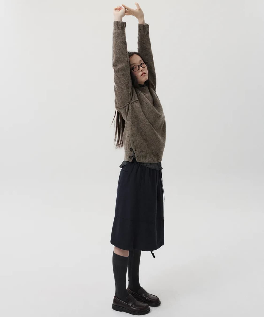 오헤시오 OHESHIO 레글런 버튼 니트(브라운) 상품이미지3