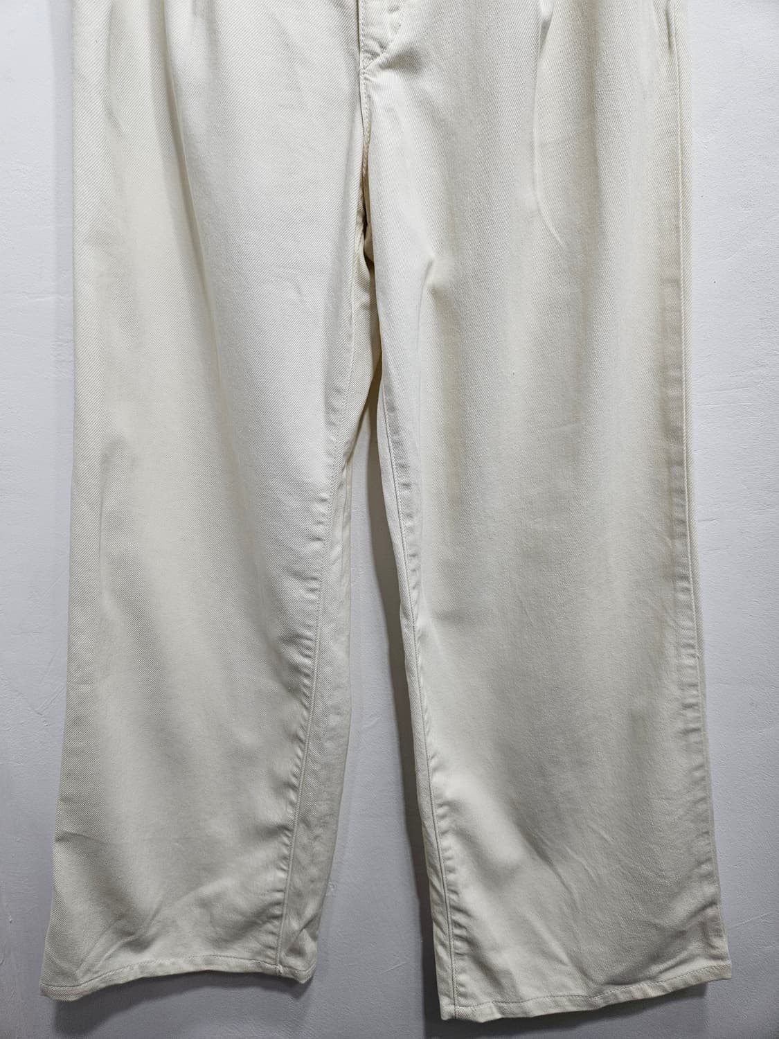 유니클로 남녀공용 뒷밴딩 와이드 팬츠 M 아이보리 상품이미지8