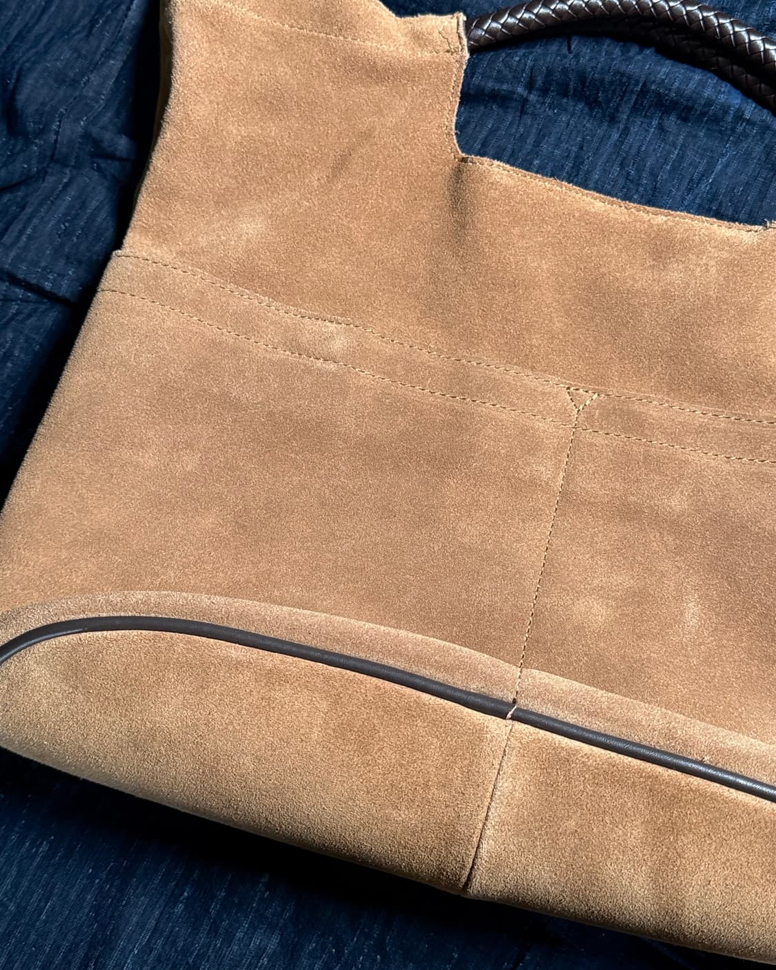 스토리. 스웨이드 핸드백 상품이미지2