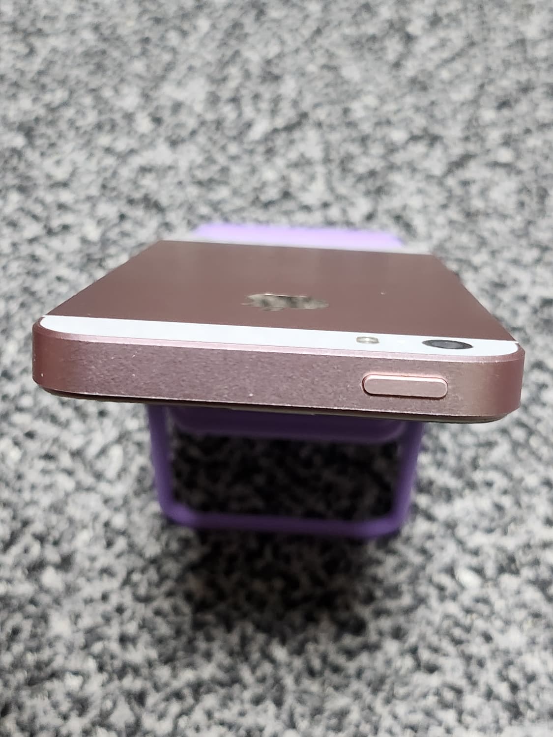 아이폰 se1 로즈골드 32gb 85% 상품이미지3