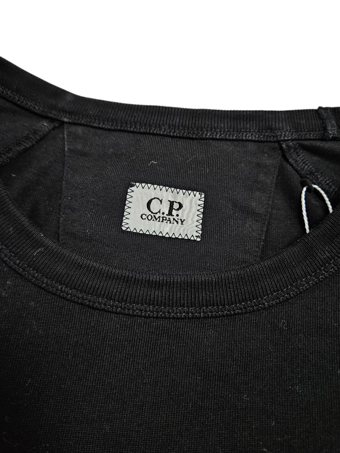 Cp컴퍼니 렌즈 와펜 헤비 코튼 반팔티 블랙 상품이미지8
