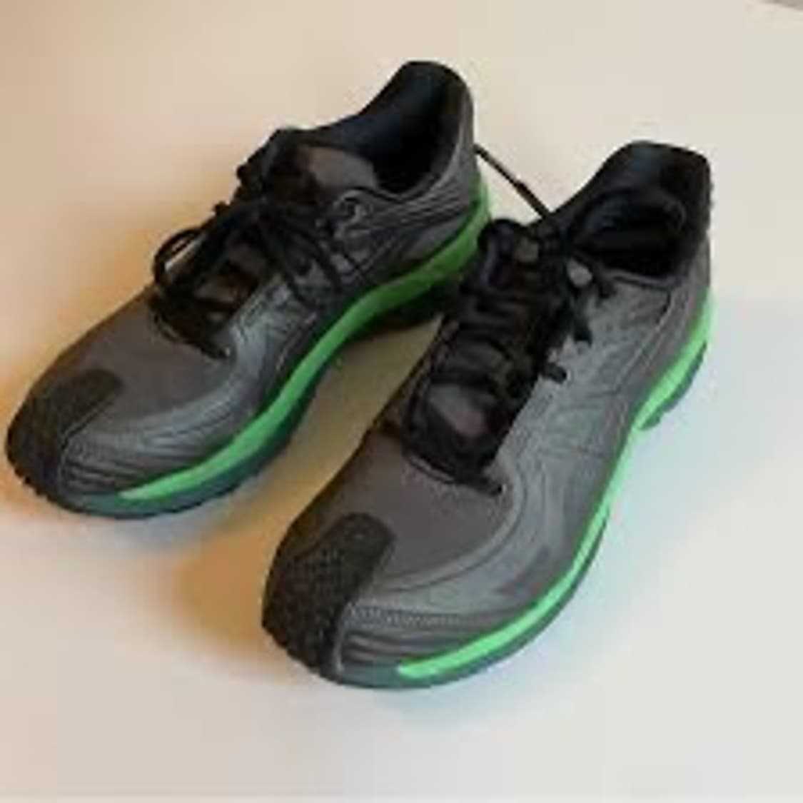 아식스 x 키코 코스타디노브 젤 테서랙트 건메탈 상품이미지2