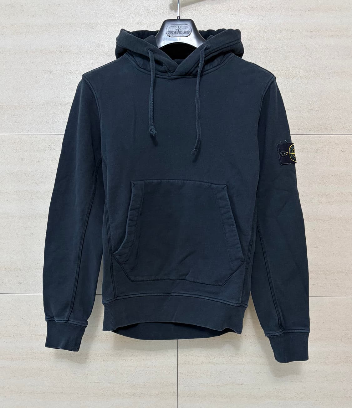 스톤아일랜드 후드 블랙 상품이미지1