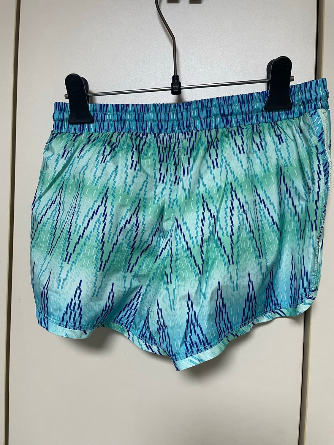 Gap Fit 여성 러닝 반바지 XS (사이드 지퍼) 상품이미지3