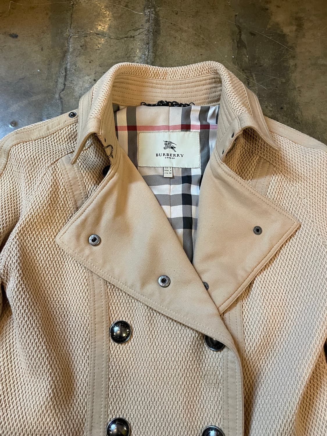 버버리 더블 하프 코트 상품이미지2
