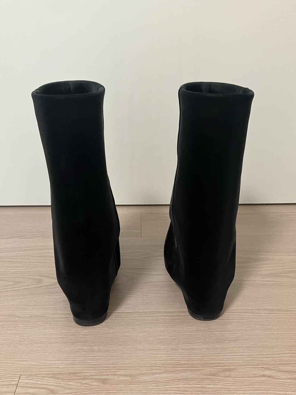 Wrinkle Leather Boots (Black) 상품이미지2