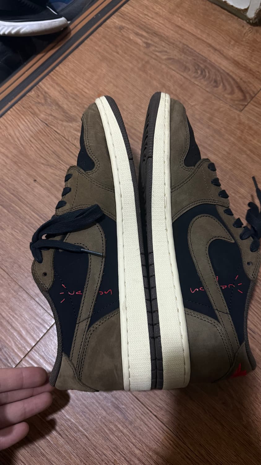 나이키 조던 트래비스스캇 모카 280 상품이미지2