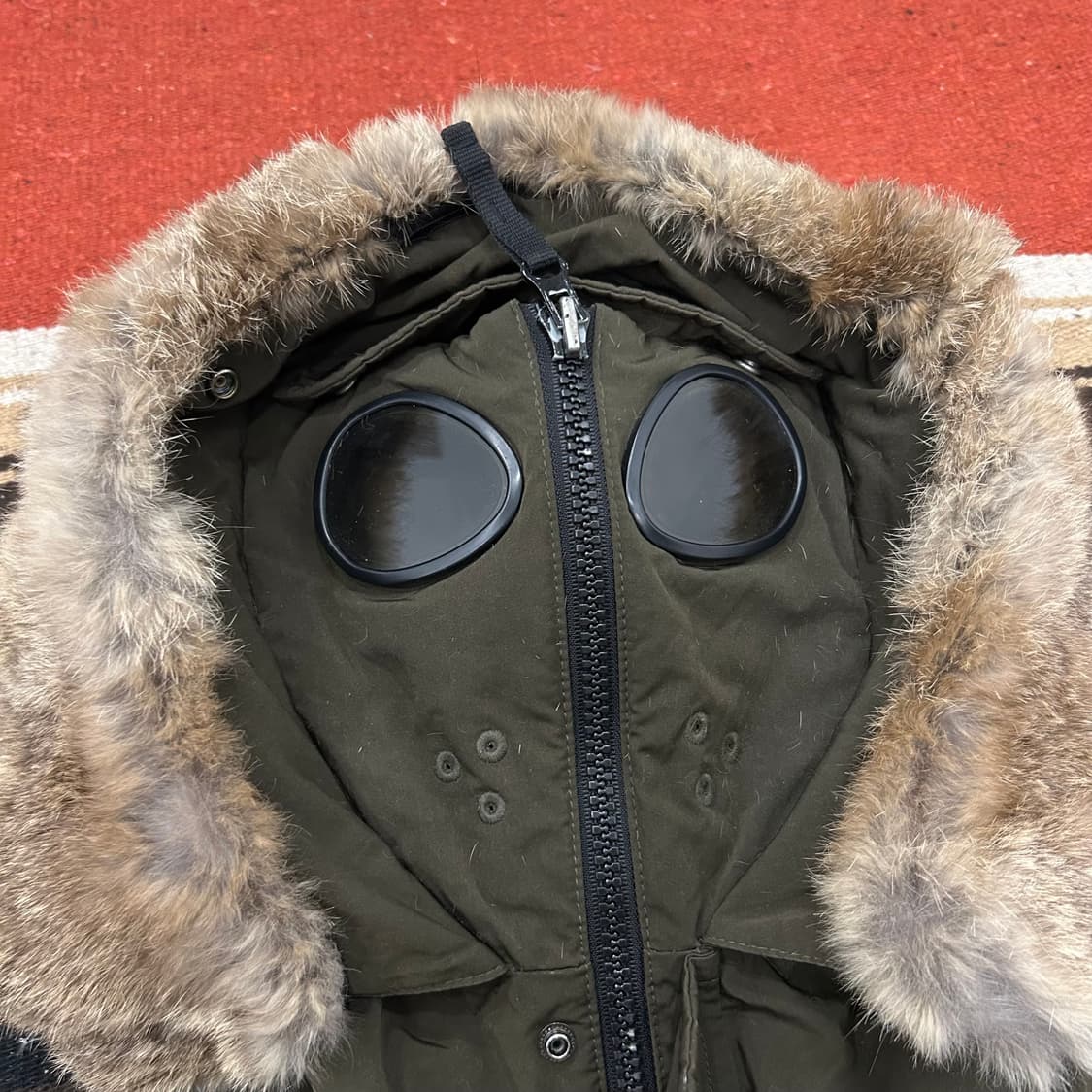 Cp컴퍼니 고글 덕다운 패딩자켓 상품이미지3