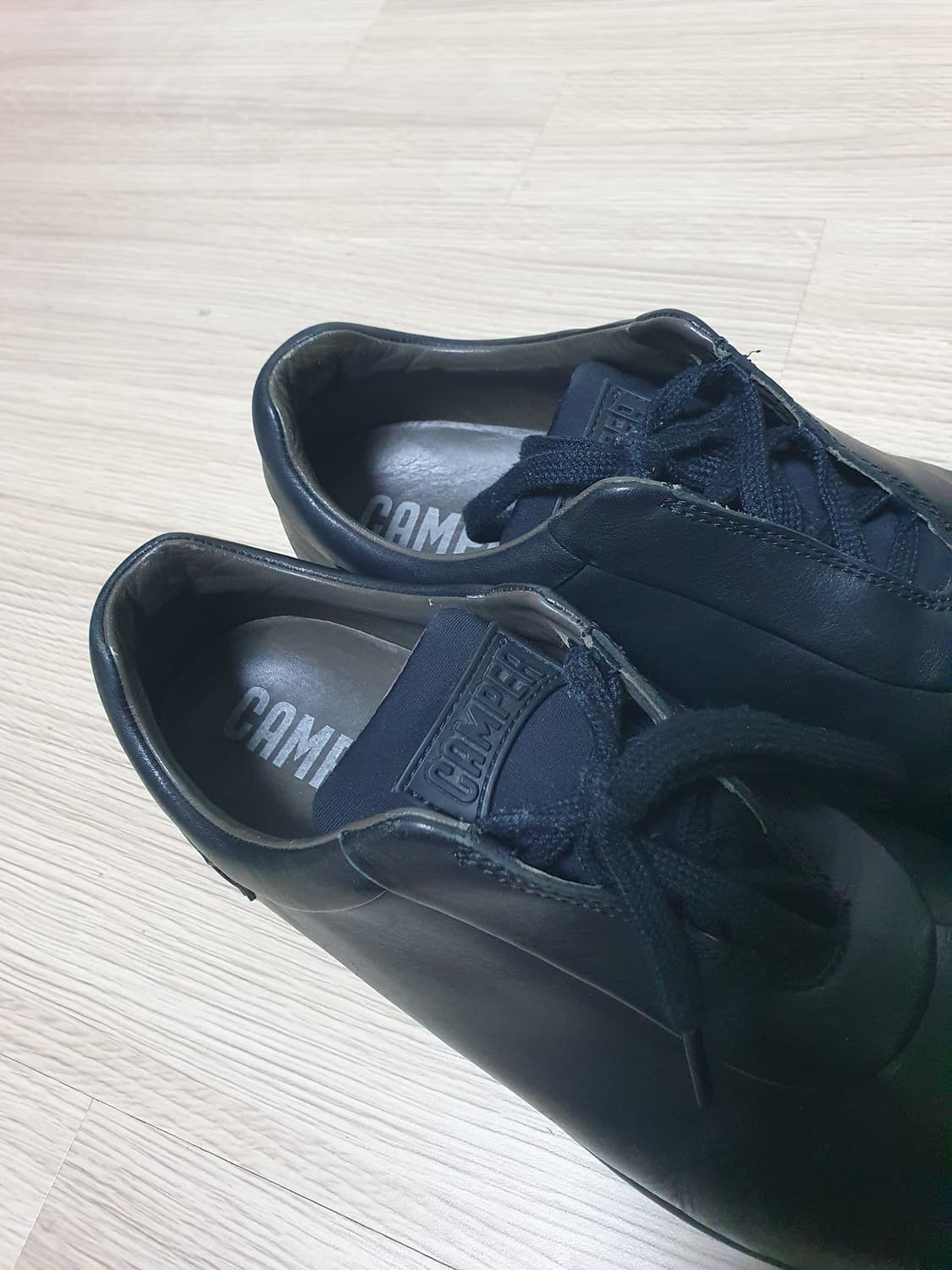 캠퍼 블랙 가죽 스니커즈 265~270 상품이미지8