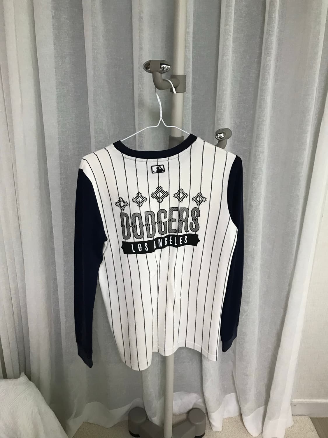 LA 스트라이트 화이트블랙 롱슬리브  상품이미지2