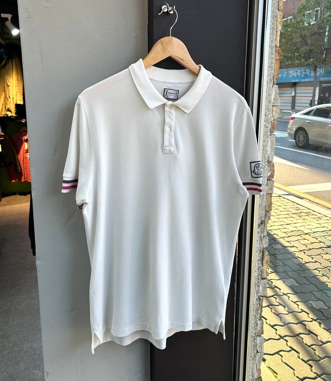 105/ 몽클레어 감마블루 화이트 폴로 반팔 상품이미지3