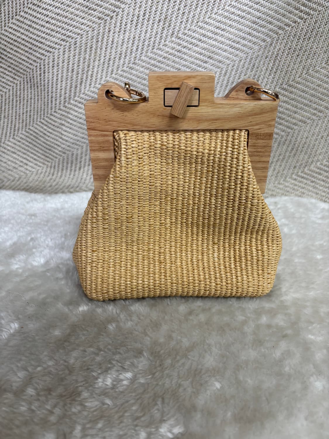 우드 디테일 라탄 크로스 미니백 상품이미지1