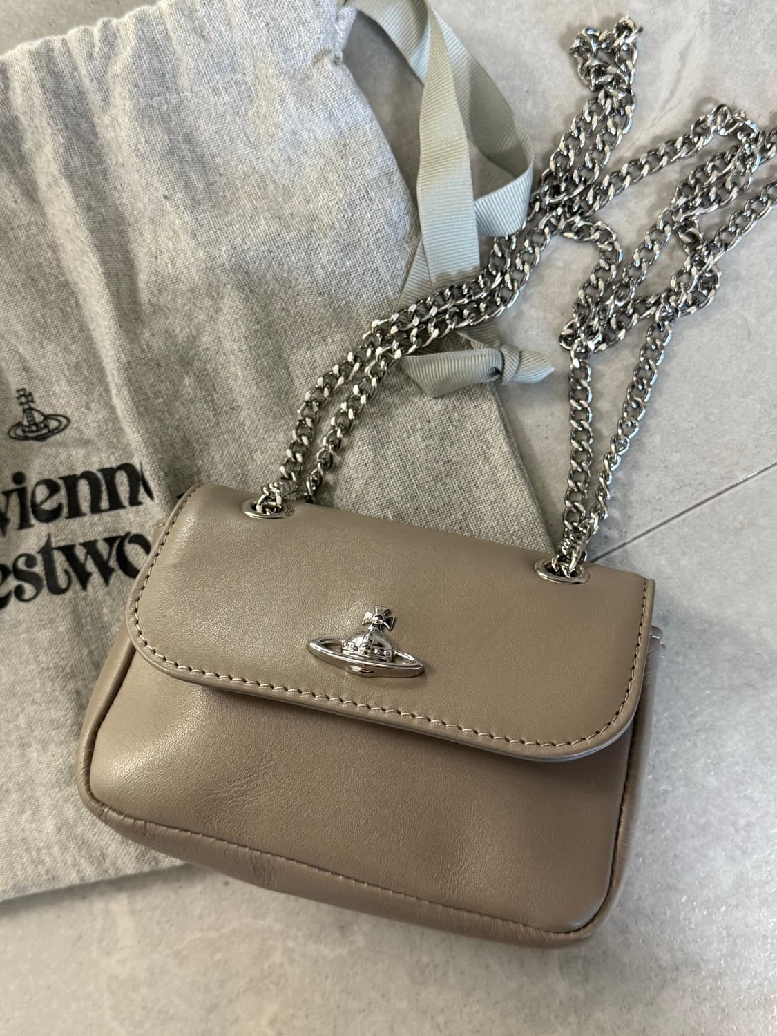 비비안웨스트우드 체인백 새상품 상품이미지1