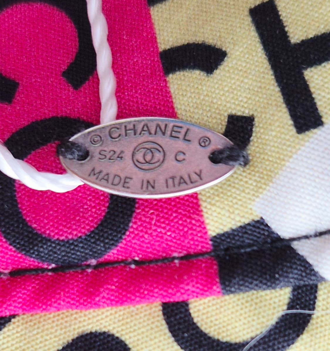 샤넬 CC 로고 리버서블 버킷햇 (S24) 상품이미지9