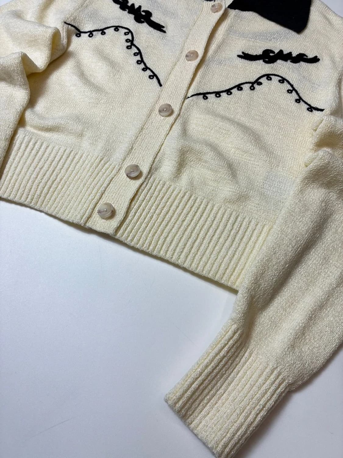 랭글러 24ss 웨스턴 버튼 니트 가디건 PN8627 상품이미지3