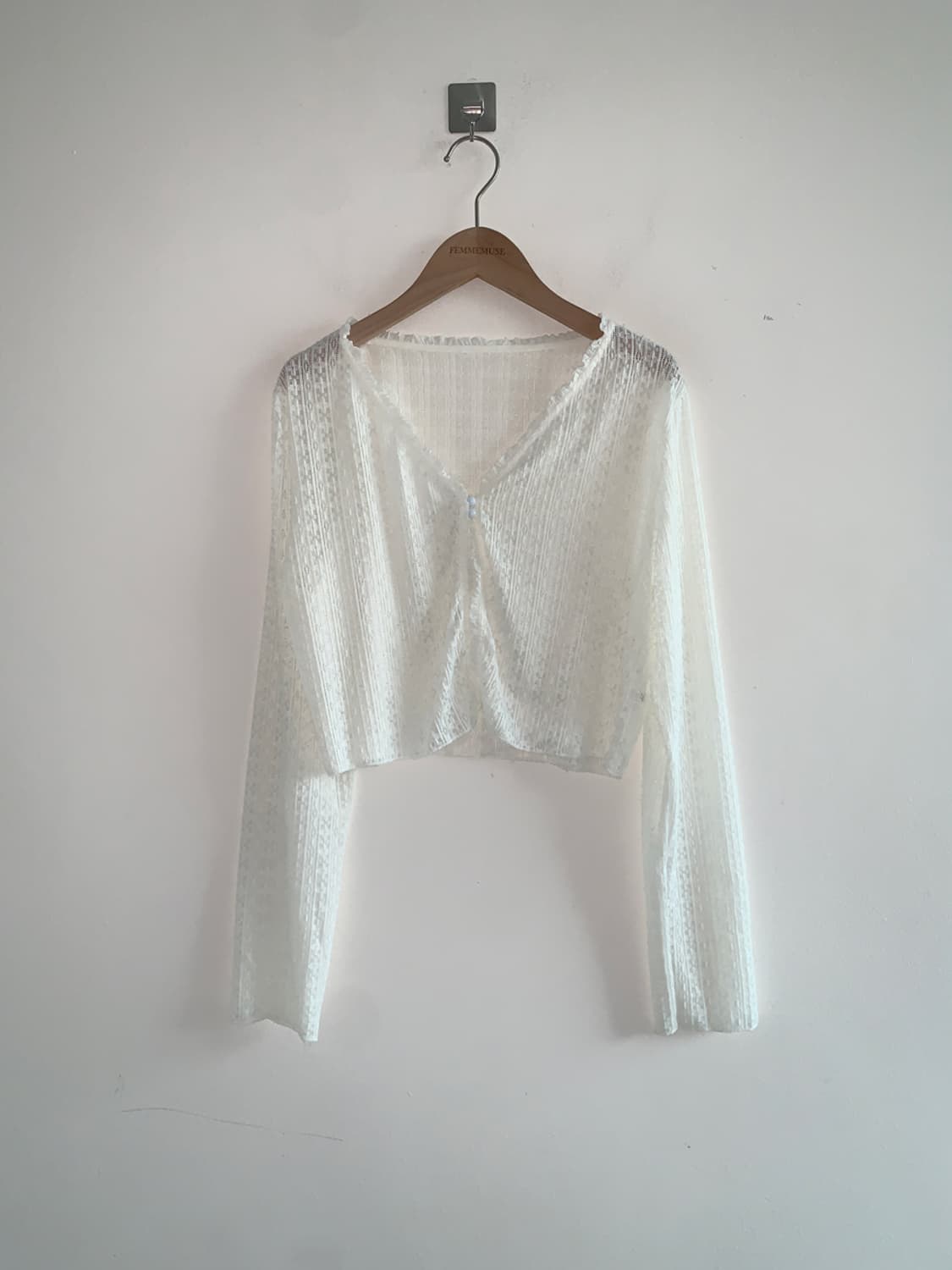 Frill two button lace cardigan 상품이미지1