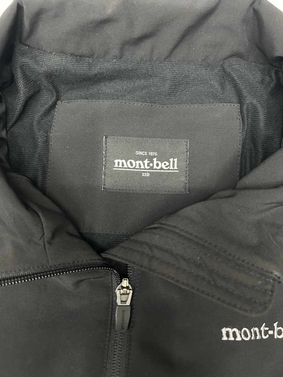 몽벨 블랙 윈드자켓 상품이미지4