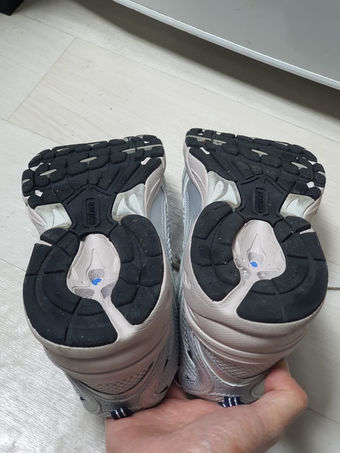 뉴발란스 530 스틸그레이 255
 상품이미지7