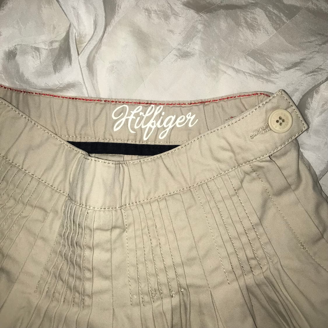 Tommy Hilfiger 타미힐피거 베이지 플리츠 스커트 상품이미지4