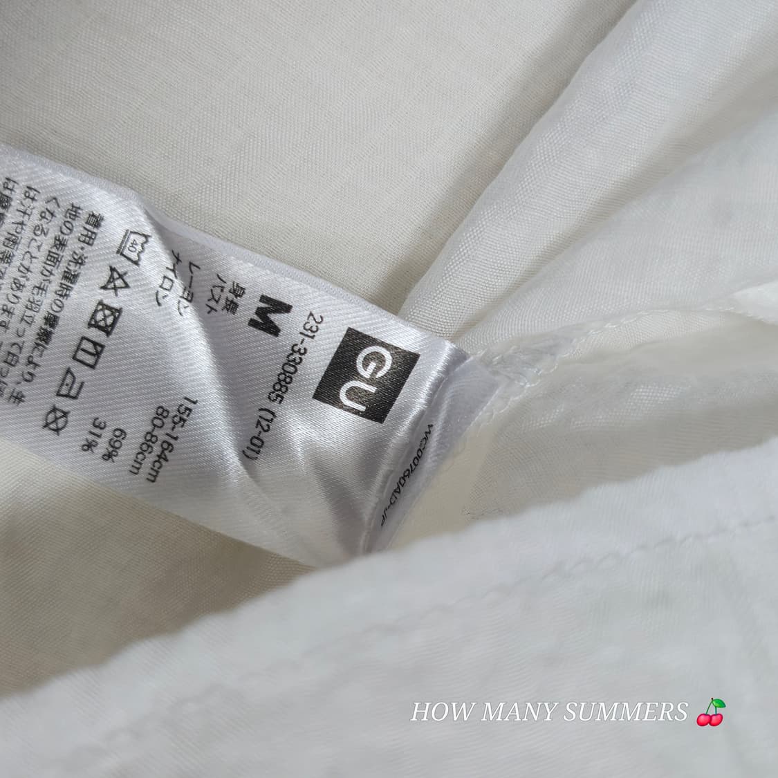 GU 화이트 블라우스 셔링 스트링 벌룬 소매 시스루 상의 상품이미지4