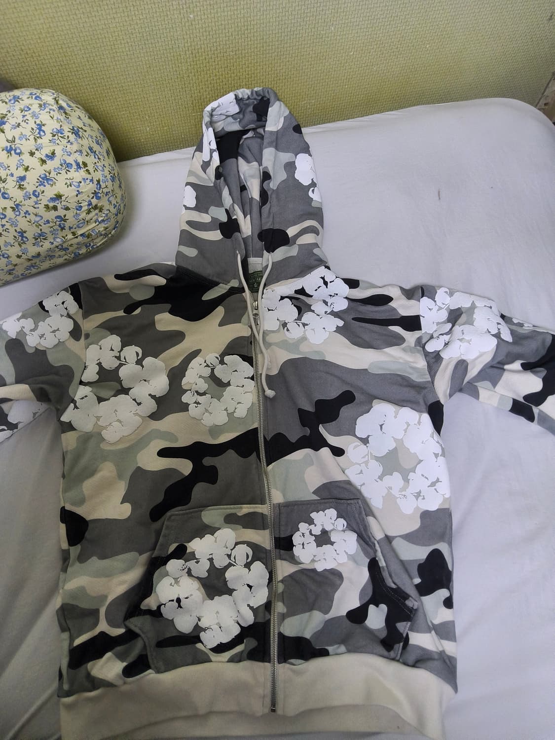 데님티어스 스노우 카모 후드집업 라지 팝니다 급처 상품이미지1