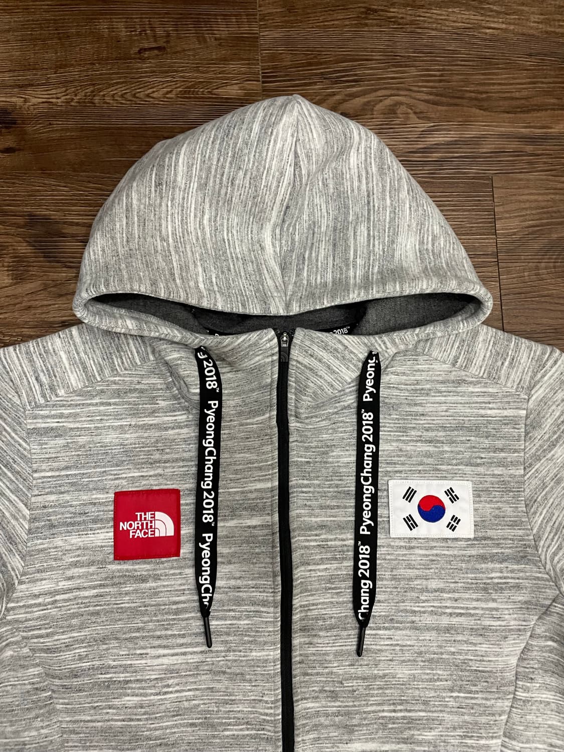 노스페이스 팀코리아 평창올림픽 한정판 후드 자켓 상품이미지2